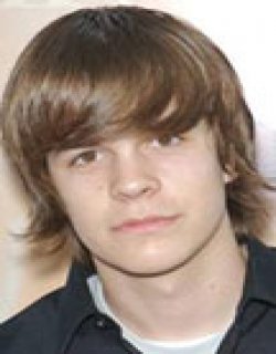 Johnny Simmons