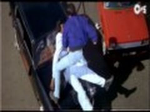 Action Packed - Salman Khan Saves Shilpa Shetty From The Underworld Mafia's - Auzaar