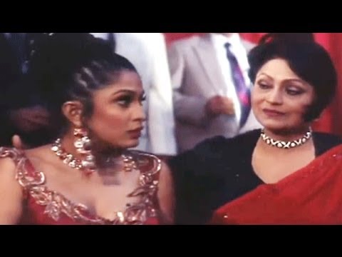 Govinda in Singapore Club - Banarasi Babu