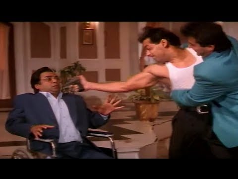 Eye Opener - Salman Khan Reveals The Truth To Sanjay Kapoor - Auzaar