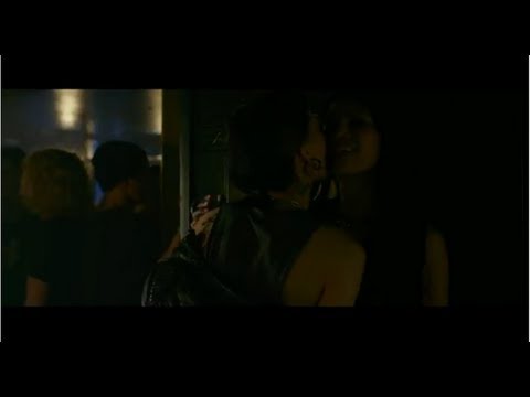 The Girl with the Dragon Tattoo - Official Trailer in HD