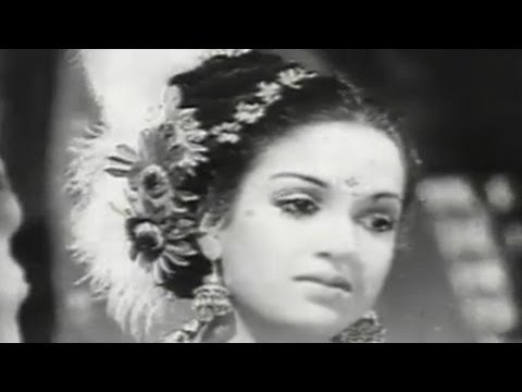 Girl unhappy with Swayamwar- Nadiya Ke Paar Scene 7/10