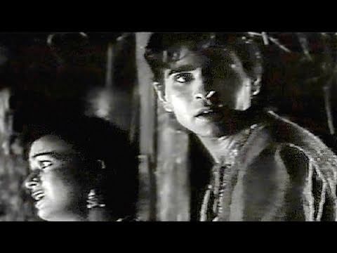 Dilip Kumar escapes with his Girl - Nadiya Ke Paar Scene 10