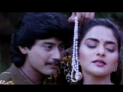 Paatu Esa Paatu - Senthamizh Selvan - Tamil Romantic Song - Prashanth, Madhubala