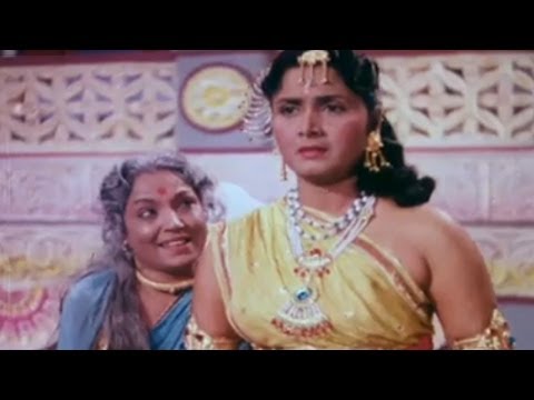 Manthra tells Kaikai Bharat should be the King