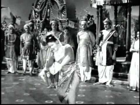 Vaazhga Needoozhi - Mangayar Ullam Mangadaselvam - Classical Tamil Song