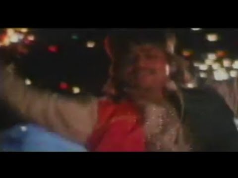 Dhol Baje Khuddam - English Babu Desi Mem - Shahrukh Khan & Sonali Bendre - Full Song