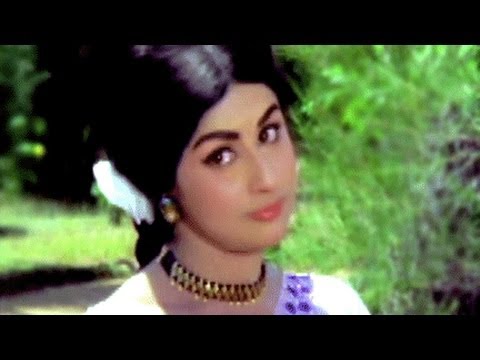 Tum Apni Saheli Ko Itna Bata Do - Mohd Rafi, Asha Bhosle, Samaj Ko Badal Dalo Song