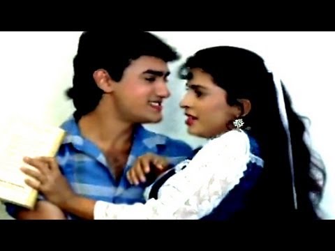 Aamir Khan romancing with Juhi Chawla 