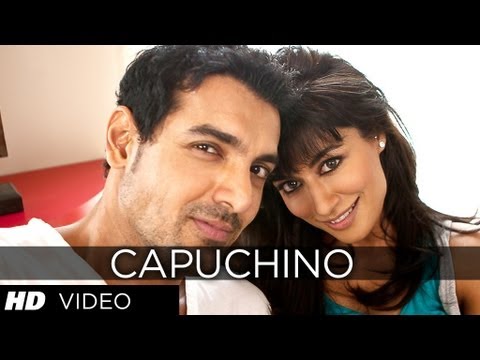 Capuchino Video Song | I Me Aur Main