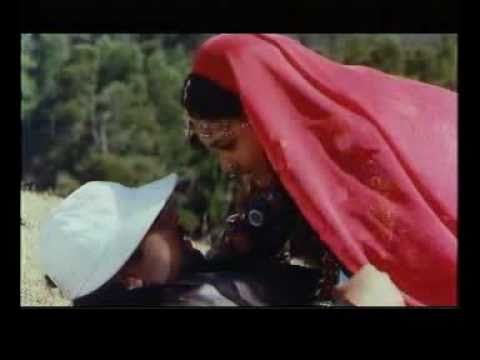 Tamil Movie Song - Kaathirukka Neramillai - Nilava Nilava Ippo Nee Pidikkum Neram