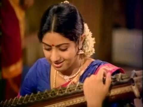 Tamil Movie Song - Meendum Kokila - Chinnanchiru Vayathil Enakkor Chithiram
