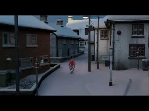 ARTHUR CHRISTMAS Film Clip - Elf Down